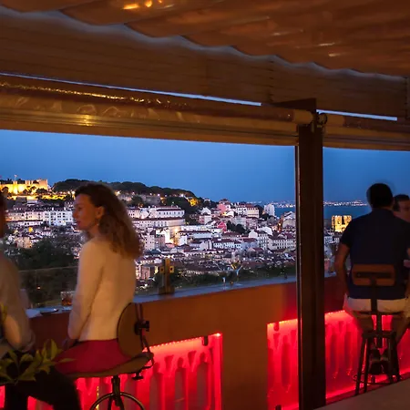 Hostel Independente Principe Real Lisbon