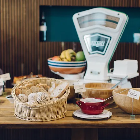 Auberge de jeunesse Independente Principe Real