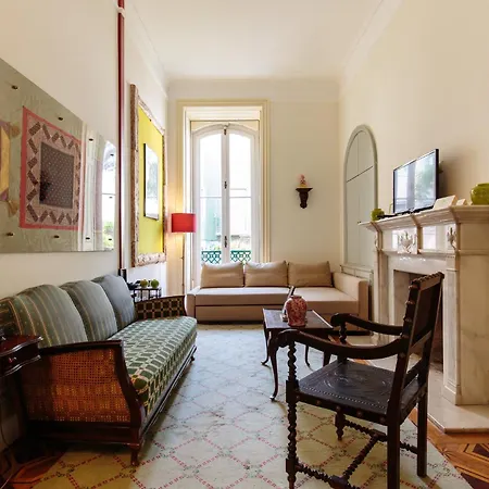 Independente Principe Real Хостел