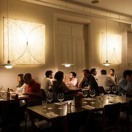 Independente Principe Real Хостел