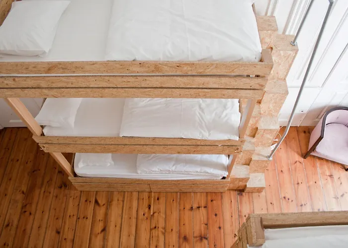 Hostel Independente Principe Real Lisbon